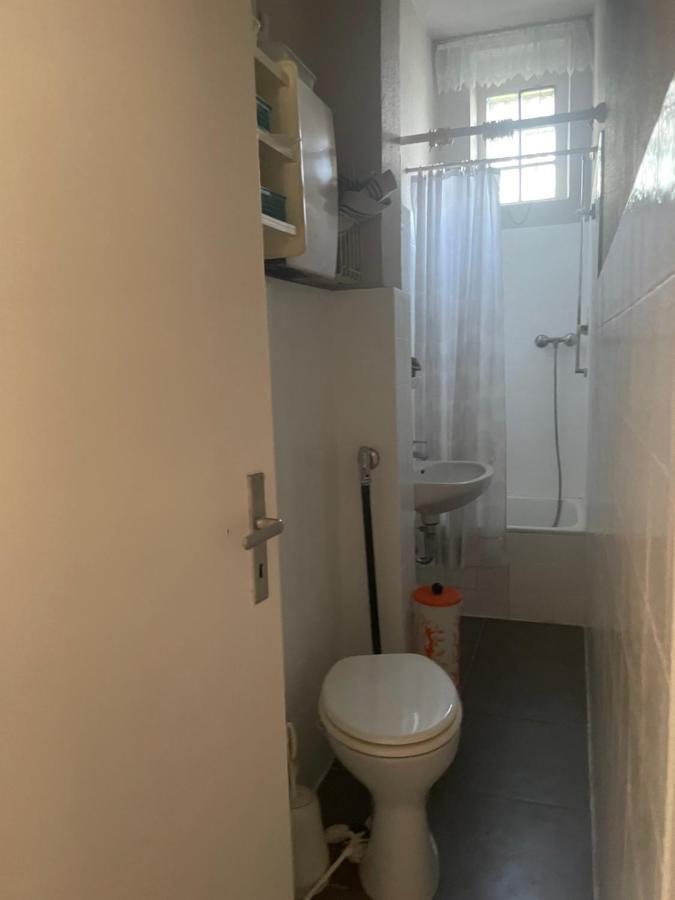 1 Schlafenzimmer 1 Whonzimmer Waschmaschine Trockner Maximum 4Personen Rheinhausen Center Appartement 1705 Duisburg Exterior foto